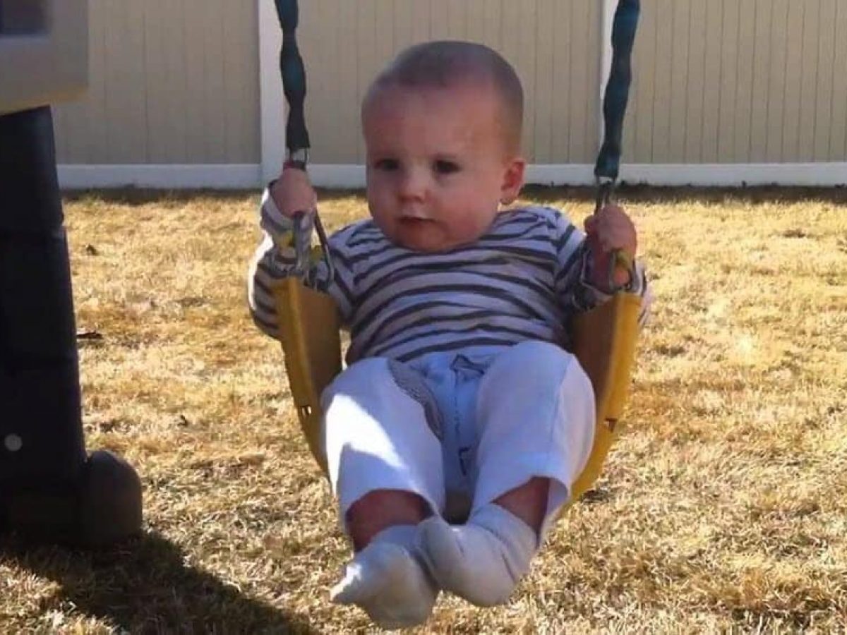 baby sitting swing