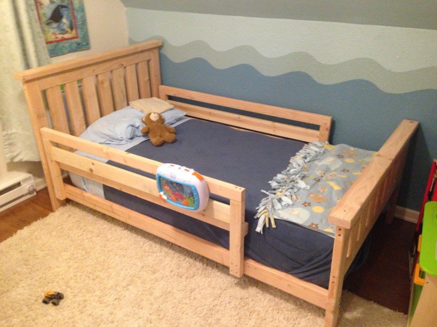 DIY Toddler Bed Min 