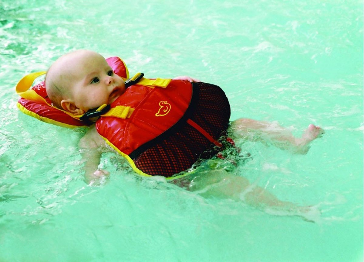 The 10 Best Infant Life Jackets of 2021 Reviewed