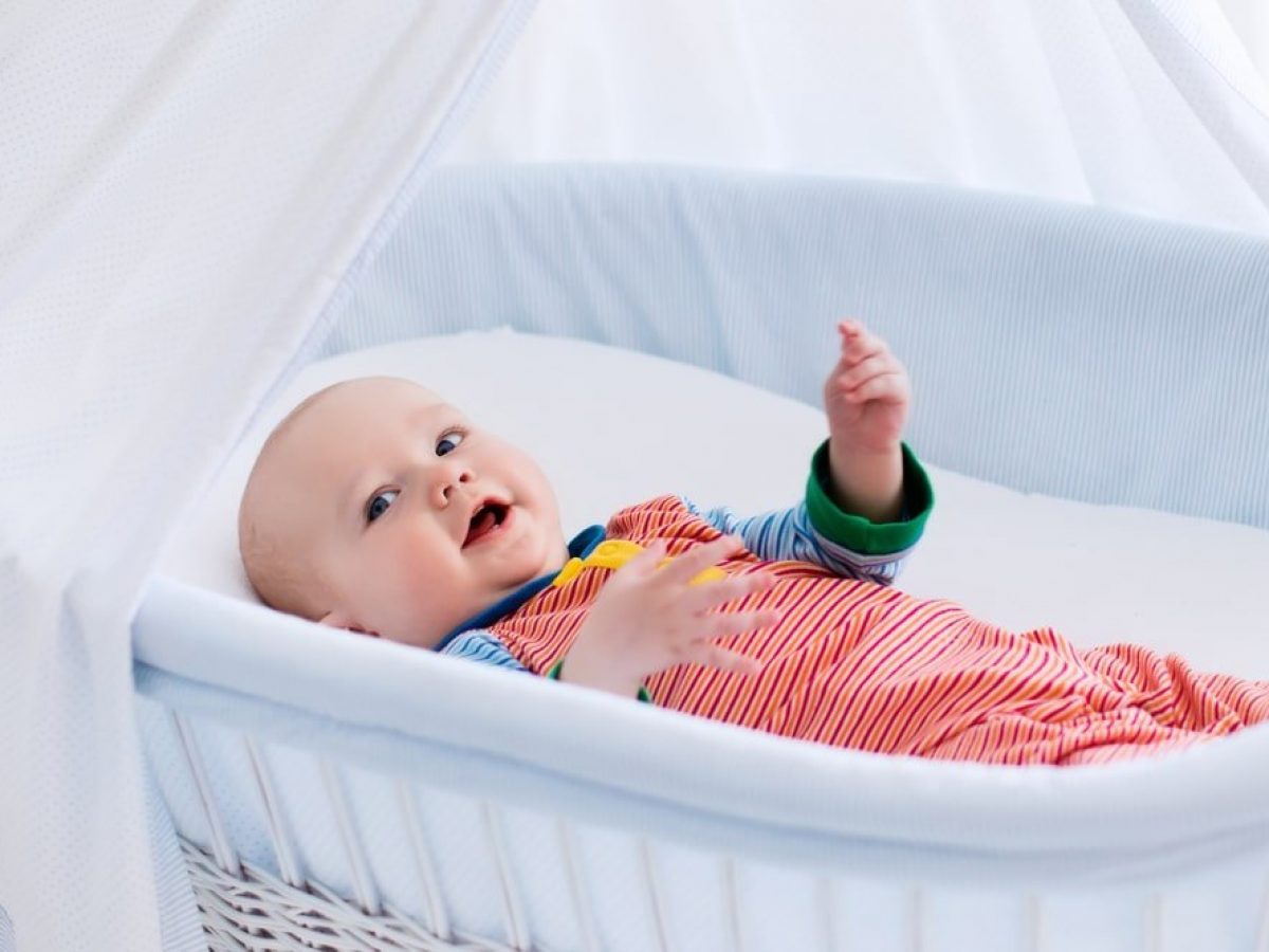 newborn hates sleeping in bassinet