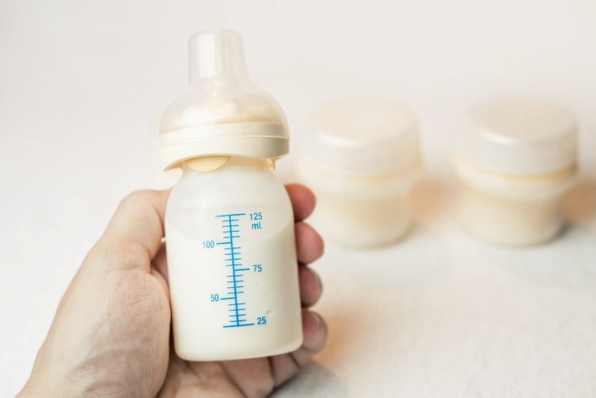 Can breastmilk be warmed up twice