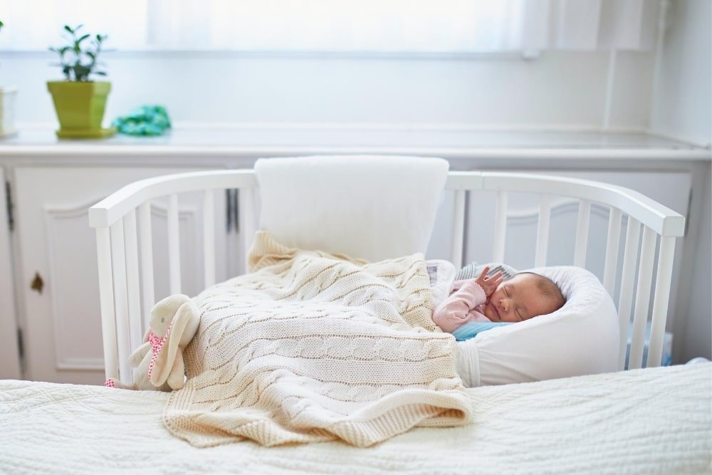 how-long-can-a-baby-sleep-in-a-bassinet