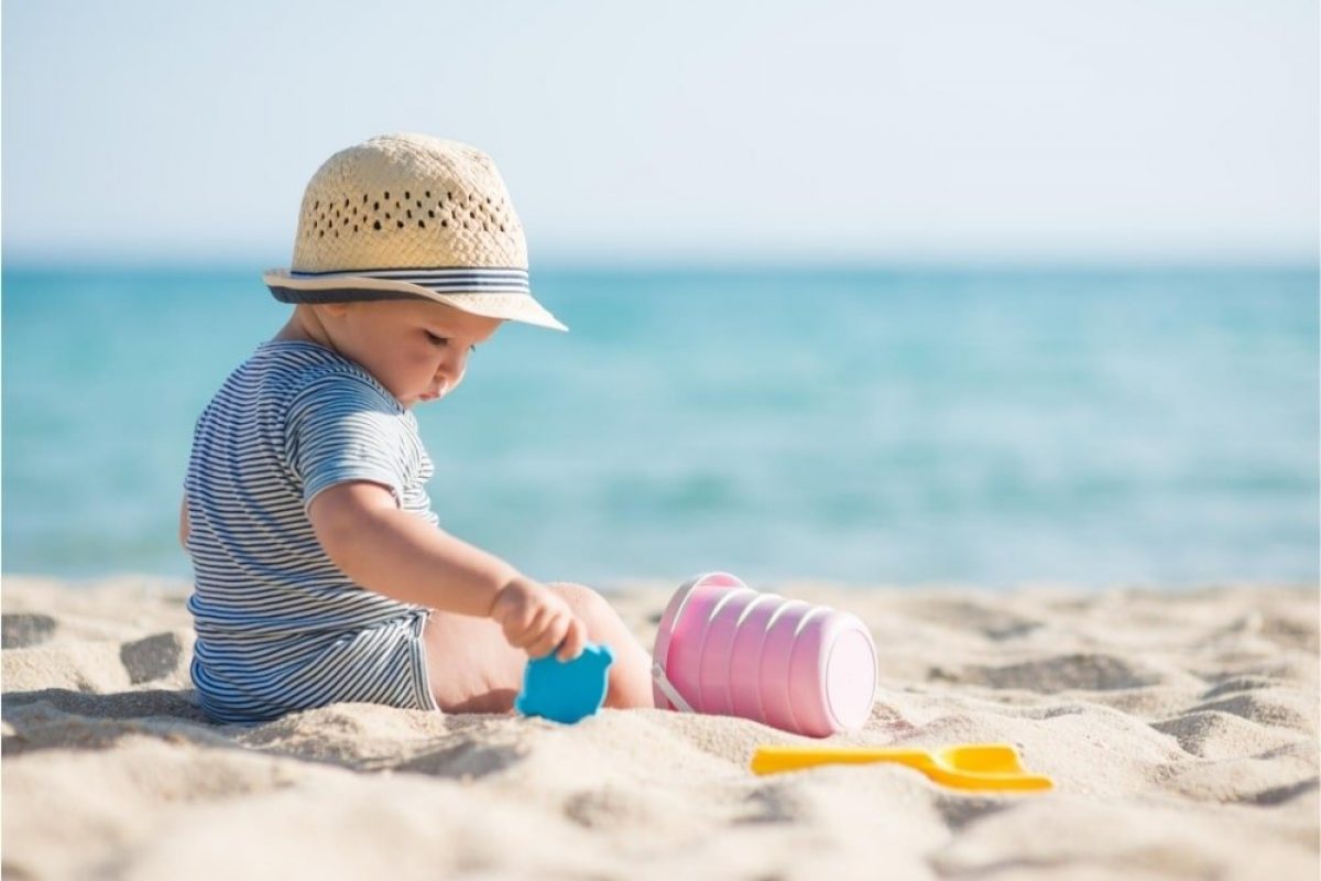 tips-for-taking-your-babies-to-the-beach-what-you-make-it