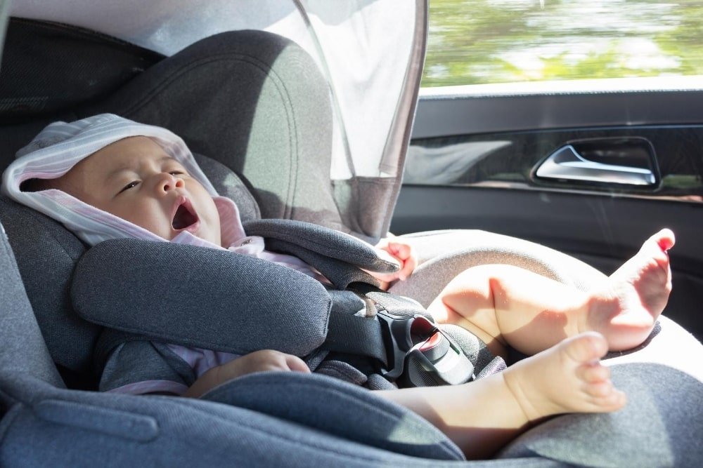 A Newborn Travel Long Distance By Car, How Long Can A Baby Be In Car Seat Journey