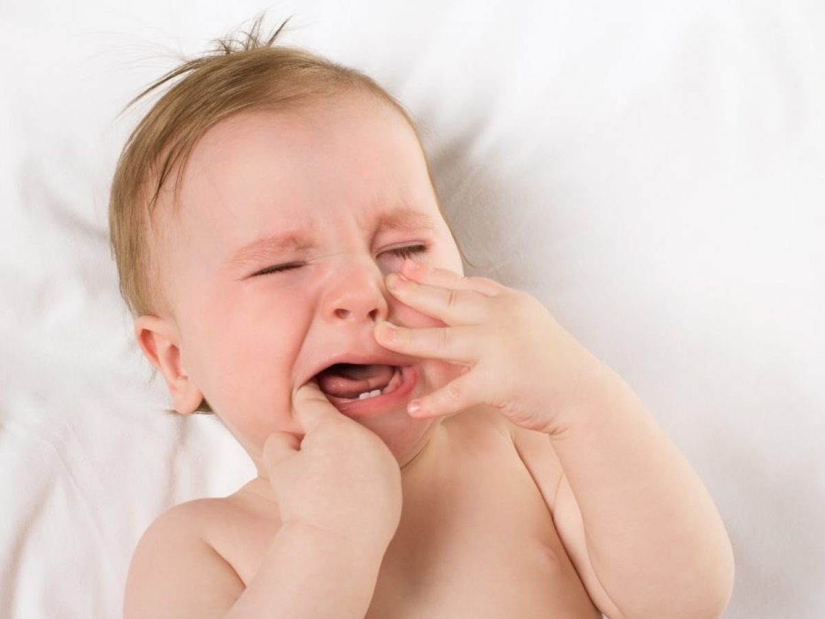 8 Tips To Soothe A Teething Baby At Night