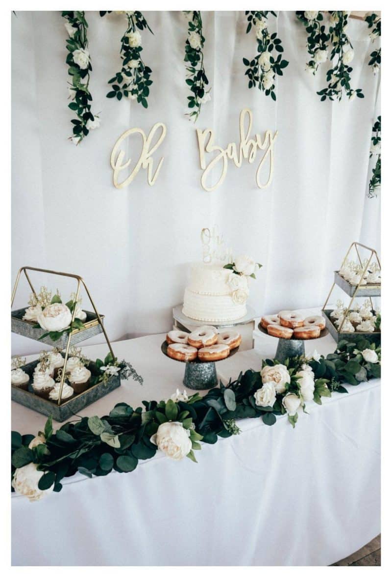 green baby shower